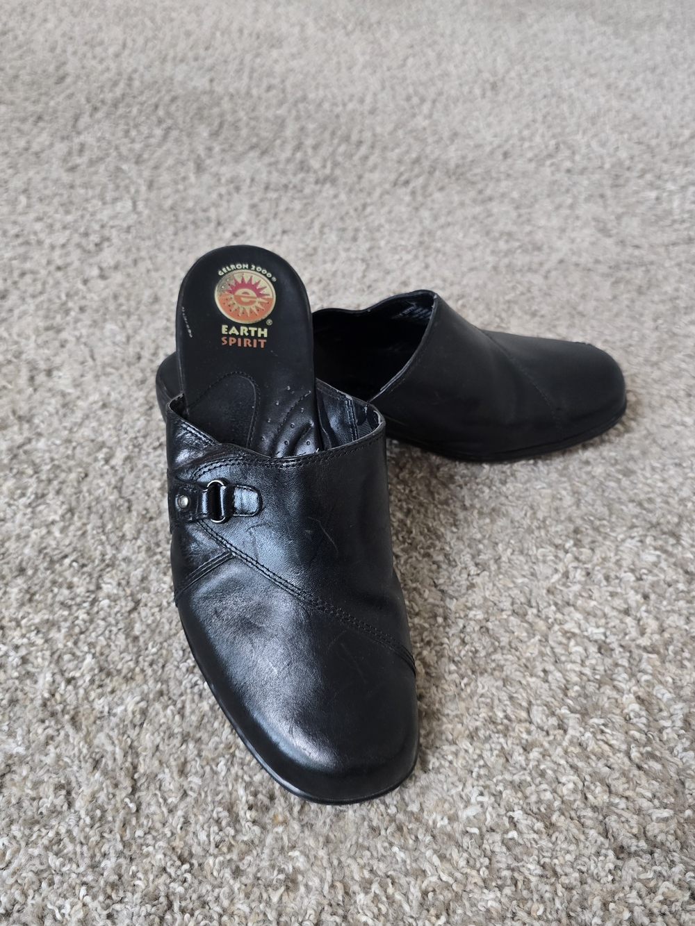 Earth Spirit Womens Black Genuine Leather Slip-On Mule with Decorative Buckle 10